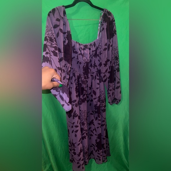Hutch Elegant Purple Floral Dress size Small - Picture 5 of 8
